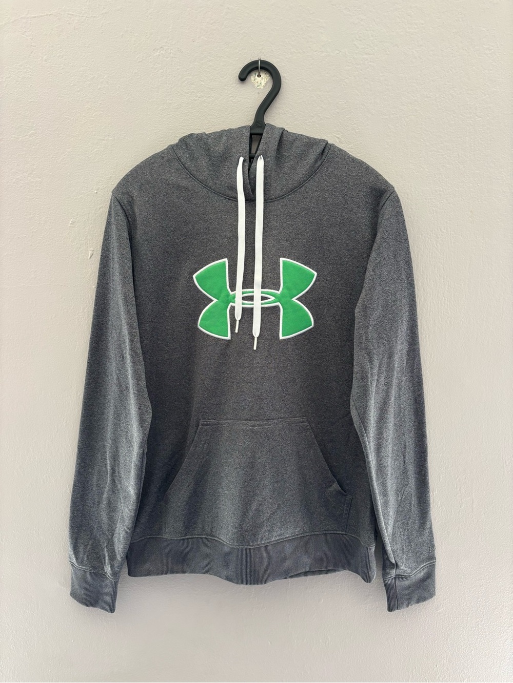 Under Armour Hoodie Size Small